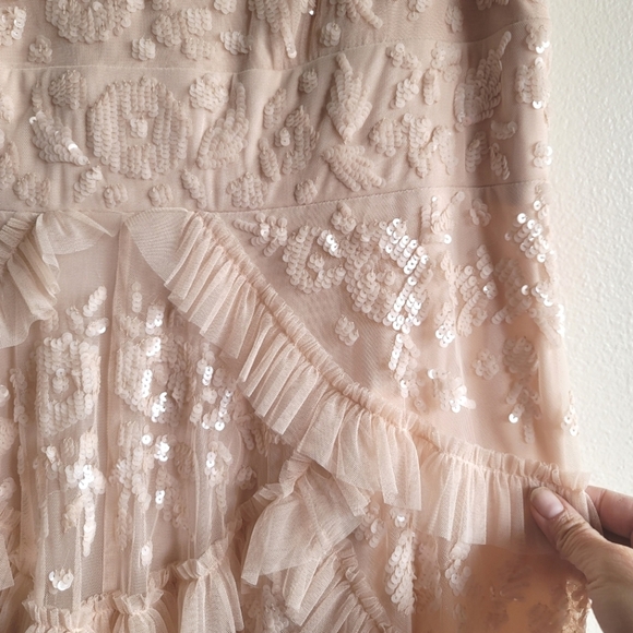 Sequined Scallop Ruffle Tiered V Neck Gown, Blush, Size‎ 16 - Picture 6 of 16